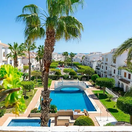 Bravo Hills - Casa Dove